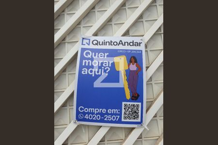 Casa à venda com 189m², 4 quartos e 2 vagas Casa à venda com 189m², 4 quartos e 2 vagasplaquinha