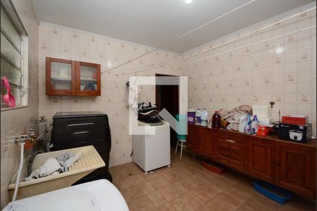 Casa à venda com 189m², 4 quartos e 2 vagas Casa à venda com 189m², 4 quartos e 2 vagasLavanderia