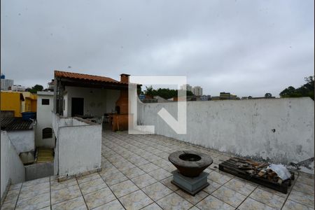 Casa à venda com 189m², 4 quartos e 2 vagas Casa à venda com 189m², 4 quartos e 2 vagasquintal - area de cima