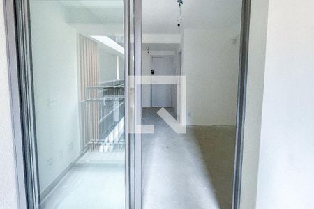 Studio à venda com 22m², 1 quarto e sem vaga Studio à venda com 22m², 1 quarto e sem vagaVaranda