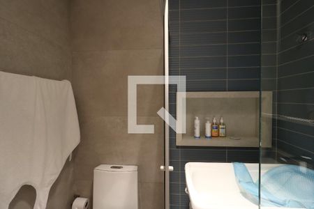 Apartamento à venda com 160m², 3 quartos e 3 vagasBanheiro da Suíte 1