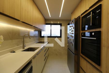 Apartamento à venda com 160m², 3 quartos e 3 vagasCozinha