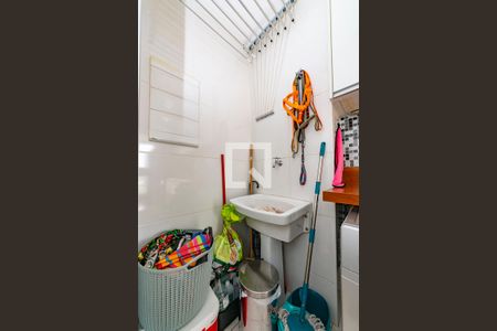 Apartamento à venda com 70m², 2 quartos e 1 vaga Apartamento à venda com 70m², 2 quartos e 1 vagaÁrea de Serviço