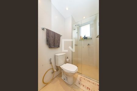 Apartamento à venda com 70m², 2 quartos e 1 vaga Apartamento à venda com 70m², 2 quartos e 1 vagaBanheiro