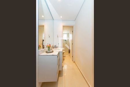 Apartamento à venda com 70m², 2 quartos e 1 vaga Apartamento à venda com 70m², 2 quartos e 1 vagaBanheiro