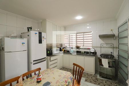 Casa à venda com 200m², 4 quartos e 5 vagasCozinha