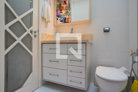 Casa à venda com 400m², 6 quartos e 4 vagasBanheiro da Suíte 2