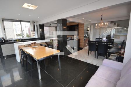 Apartamento à venda com 230m², 4 quartos e 3 vagas