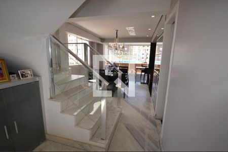 Apartamento à venda com 230m², 4 quartos e 3 vagas