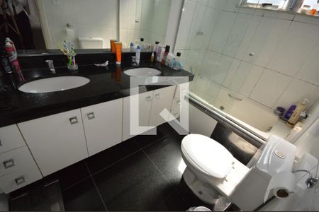 Apartamento à venda com 230m², 4 quartos e 3 vagas