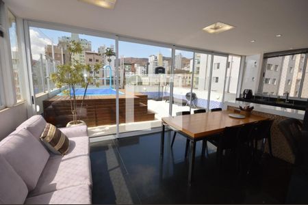 Apartamento à venda com 230m², 4 quartos e 3 vagas