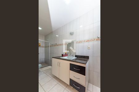 Casa à venda com 238m², 3 quartos e 3 vagas Casa à venda com 238m², 3 quartos e 3 vagasBanheiro da Suíte