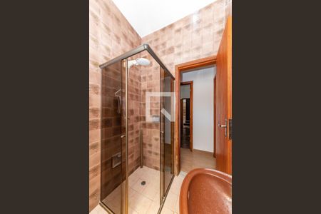 Casa à venda com 238m², 3 quartos e 3 vagas Casa à venda com 238m², 3 quartos e 3 vagasBanheiro Social