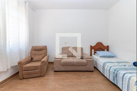 Casa à venda com 238m², 3 quartos e 3 vagas Casa à venda com 238m², 3 quartos e 3 vagasQuarto 2