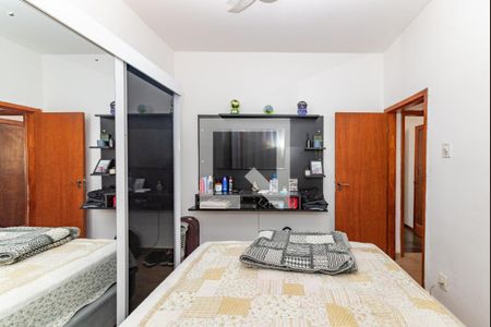 Casa à venda com 238m², 3 quartos e 3 vagas Casa à venda com 238m², 3 quartos e 3 vagasQuarto 3