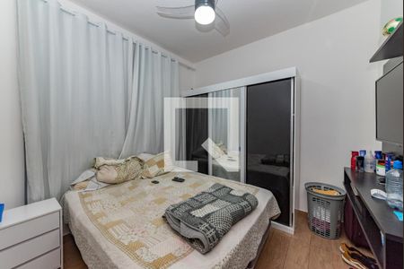 Casa à venda com 238m², 3 quartos e 3 vagas Casa à venda com 238m², 3 quartos e 3 vagasQuarto 3