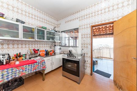 Casa à venda com 238m², 3 quartos e 3 vagas Casa à venda com 238m², 3 quartos e 3 vagasCozinha