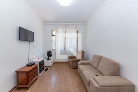 Casa à venda com 238m², 3 quartos e 3 vagas Casa à venda com 238m², 3 quartos e 3 vagasQuarto 2