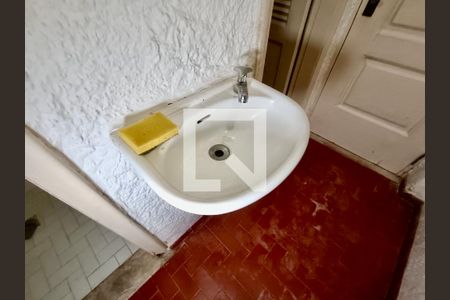 Apartamento à venda com 105m², 3 quartos e sem vaga Apartamento à venda com 105m², 3 quartos e sem vagaBanheiro serviço