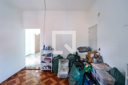 Casa à venda com 230m², 3 quartos e sem vaga Casa à venda com 230m², 3 quartos e sem vagaQuarto 1 Casa 2
