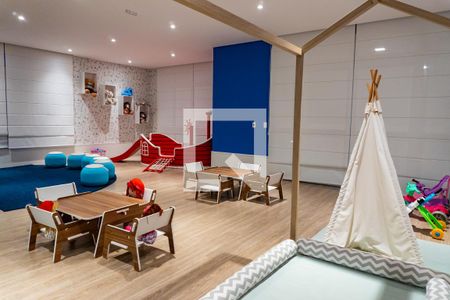 Apartamento à venda com 81m², 2 quartos e 1 vaga Apartamento à venda com 81m², 2 quartos e 1 vagaBrinquedoteca