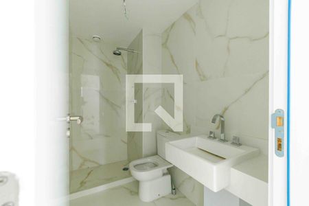 Apartamento à venda com 86m², 3 quartos e 1 vaga Apartamento à venda com 86m², 3 quartos e 1 vagaBanheiro Social