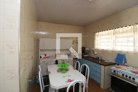 Casa à venda com 263m², 2 quartos e 1 vagaCozinha