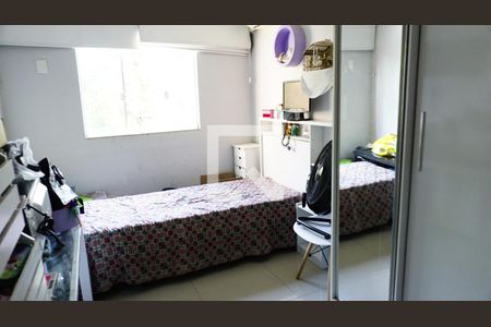 Casa de condomínio à venda com 240m², 3 quartos e 1 vagaSuite 1