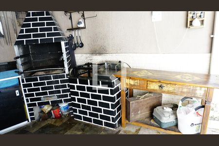 Casa de condomínio à venda com 240m², 3 quartos e 1 vagaPiscina - Area Gourmet - Churrasqueira