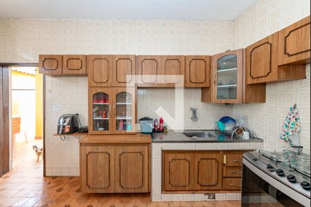 Apartamento à venda com 172m², 4 quartos e 2 vagasCozinha