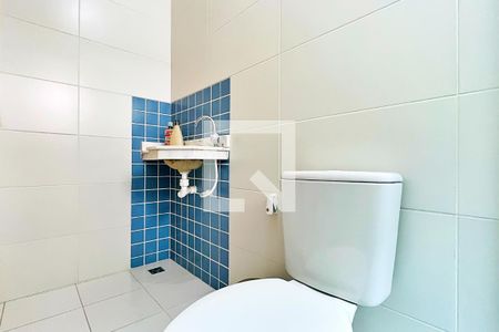 Casa para alugar com 148m², 3 quartos e 3 vagas Casa para alugar com 148m², 3 quartos e 3 vagasBanheiro da Suíte 2