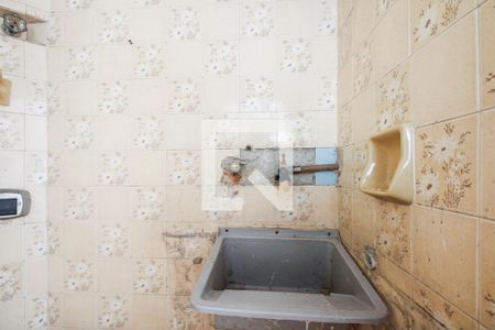 Casa à venda com 500m², 6 quartos e 5 vagas Casa à venda com 500m², 6 quartos e 5 vagasBanheiro 2