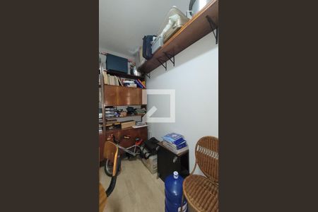 Apartamento à venda com 130m², 3 quartos e 1 vaga Apartamento à venda com 130m², 3 quartos e 1 vagaQuarto de Serviço