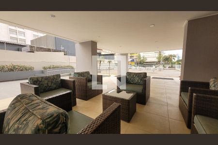 Apartamento à venda com 130m², 3 quartos e 1 vaga Apartamento à venda com 130m², 3 quartos e 1 vagaHall social