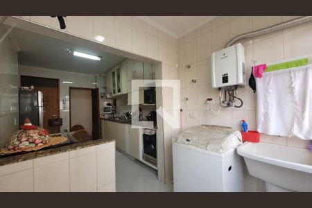Apartamento à venda com 130m², 3 quartos e 1 vaga Apartamento à venda com 130m², 3 quartos e 1 vagaÁrea de Serviço