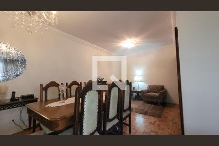 Apartamento à venda com 130m², 3 quartos e 1 vaga Apartamento à venda com 130m², 3 quartos e 1 vagaSala