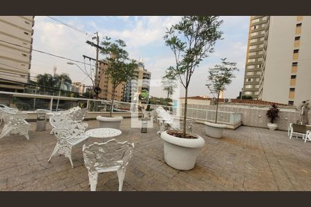 Apartamento à venda com 130m², 3 quartos e 1 vaga Apartamento à venda com 130m², 3 quartos e 1 vagaÁrea comum