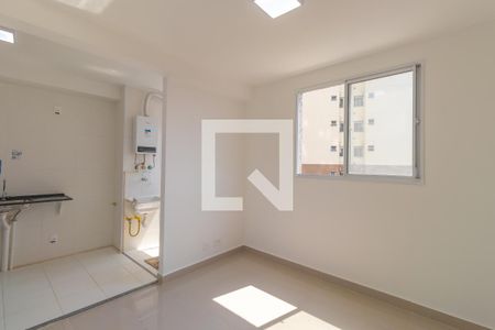 Sala de apartamento para alugar com 2 quartos, 41m² em Vila da Oportunidade, Carapicuíba