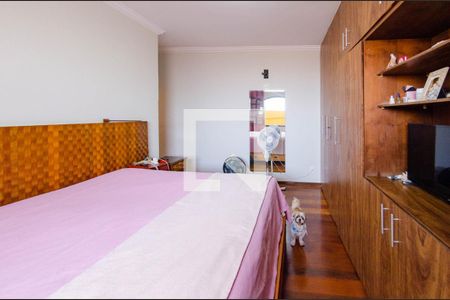 Casa à venda com 700m², 7 quartos e 4 vagasSuíte