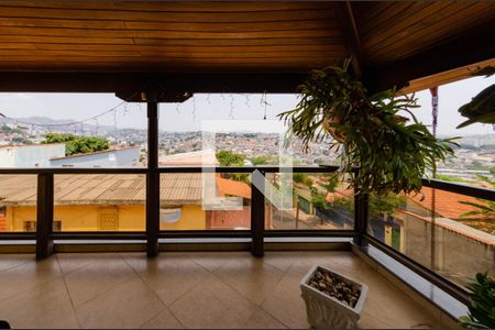 Casa à venda com 700m², 7 quartos e 4 vagasVaranda