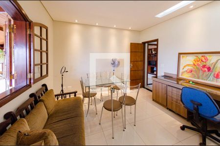 Casa à venda com 700m², 7 quartos e 4 vagasQuarto 1