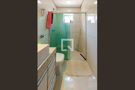 Casa à venda com 700m², 7 quartos e 4 vagasBanheiro 2