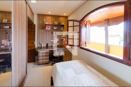 Casa à venda com 700m², 7 quartos e 4 vagasQuarto 2