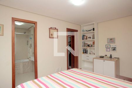 Apartamento à venda com 200m², 4 quartos e 3 vagasQuarto 1 Suíte