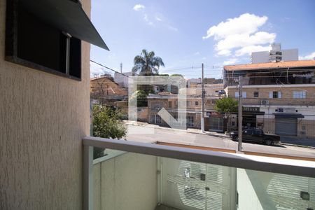 Casa à venda com 120m², 3 quartos e 2 vagasVaranda