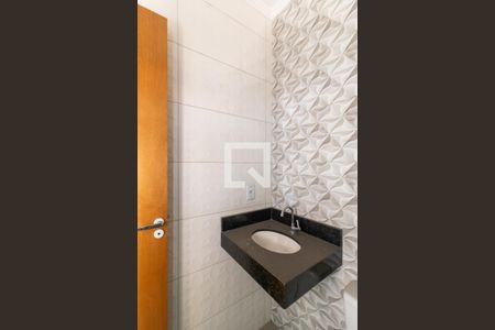 Casa à venda com 120m², 3 quartos e 2 vagasBanheiro da Suite