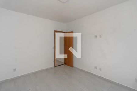 Casa à venda com 120m², 3 quartos e 2 vagasQuarto