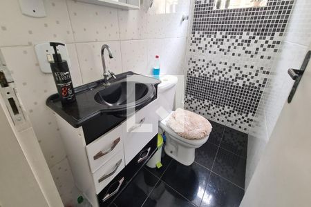 Casa à venda com 150m², 3 quartos e 2 vagasBanheiro 2