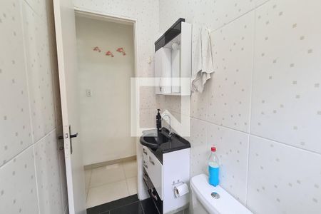 Casa à venda com 150m², 3 quartos e 2 vagasBanheiro 2