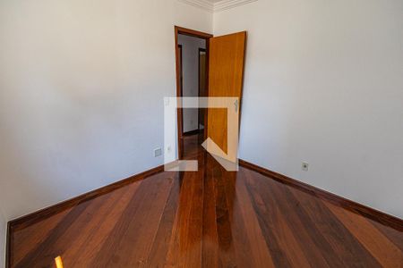 Apartamento à venda com 140m², 3 quartos e 1 vagaQuarto 2